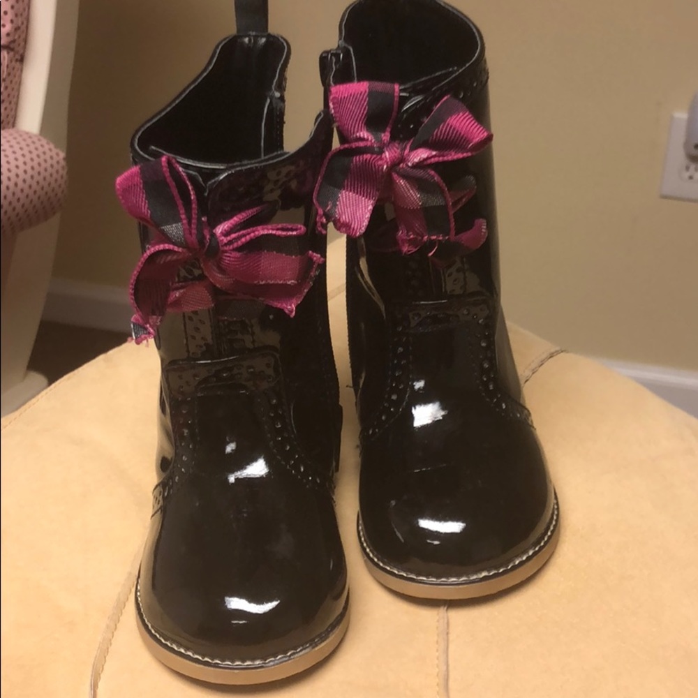Baby patent leather Boots!